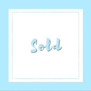 ✨SOLD✨​​